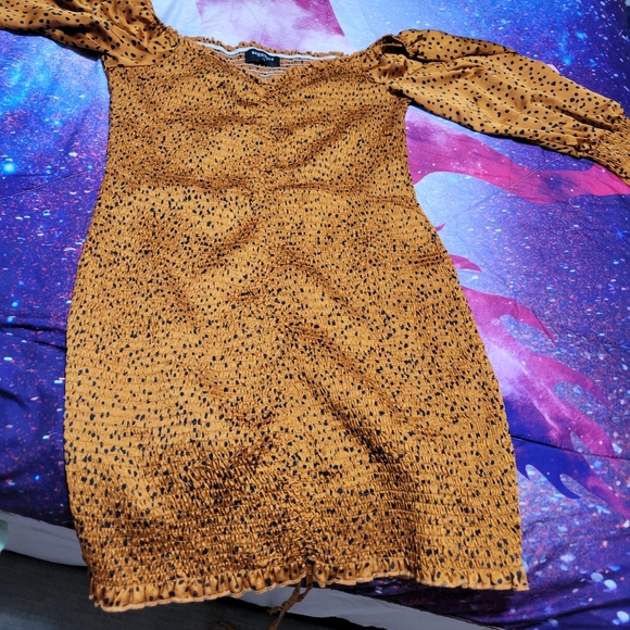 Dress - Picture 5 of 5